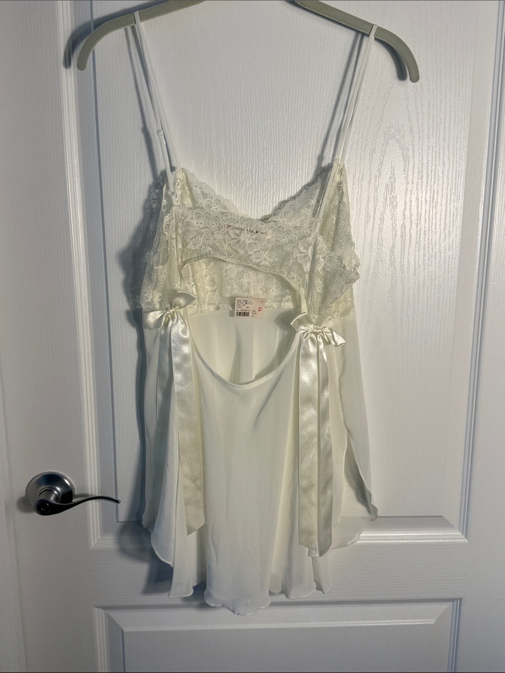 Victoria’s Secret Sheer Lace Trim Ivory Chemise Nightdress Bridal Sz M NWT